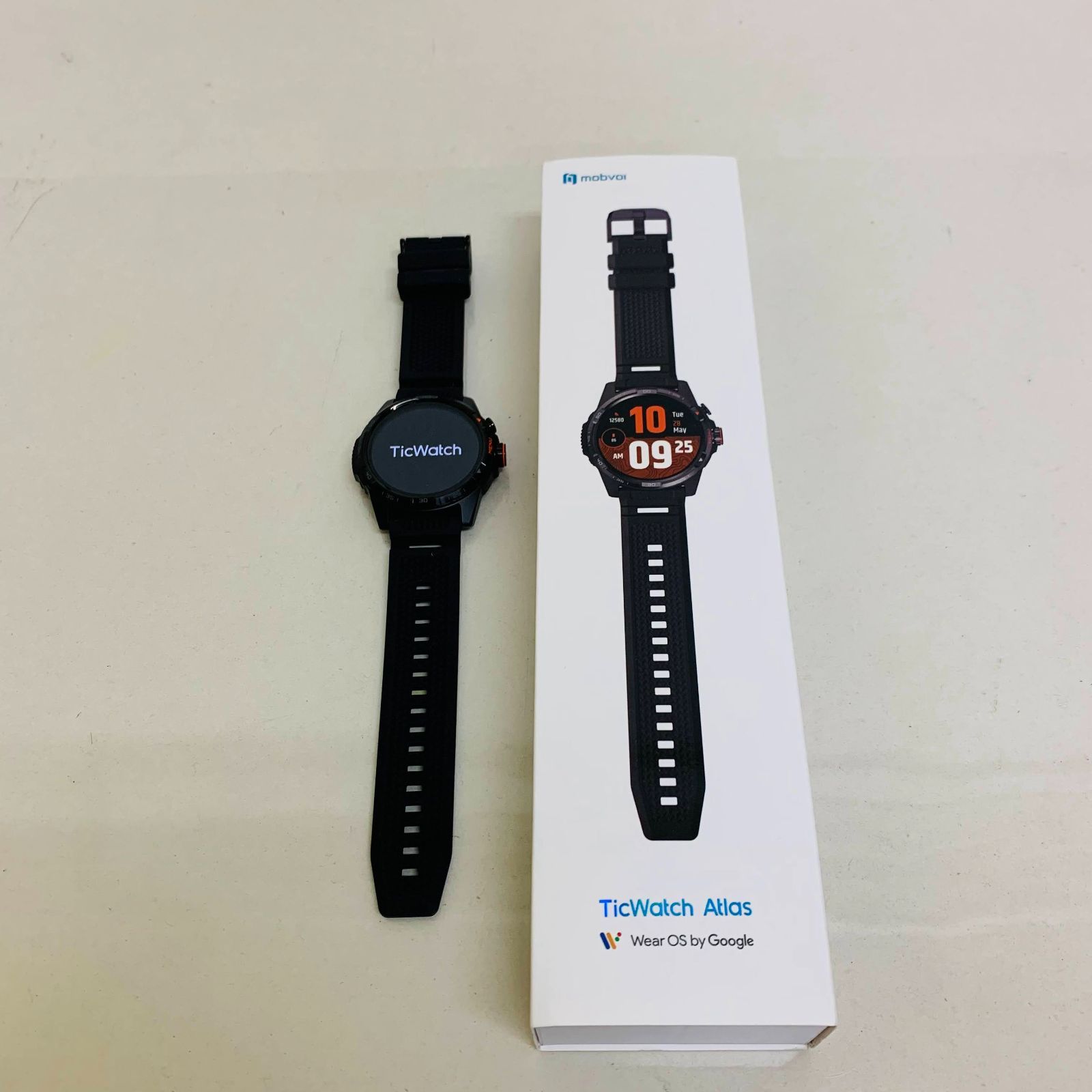 美品】「TicWatch Atlas」ブラック スマートウォッチ 初期化済 美品】「TicWatch Atlas」ブラック スマートウォッチ 初期化済