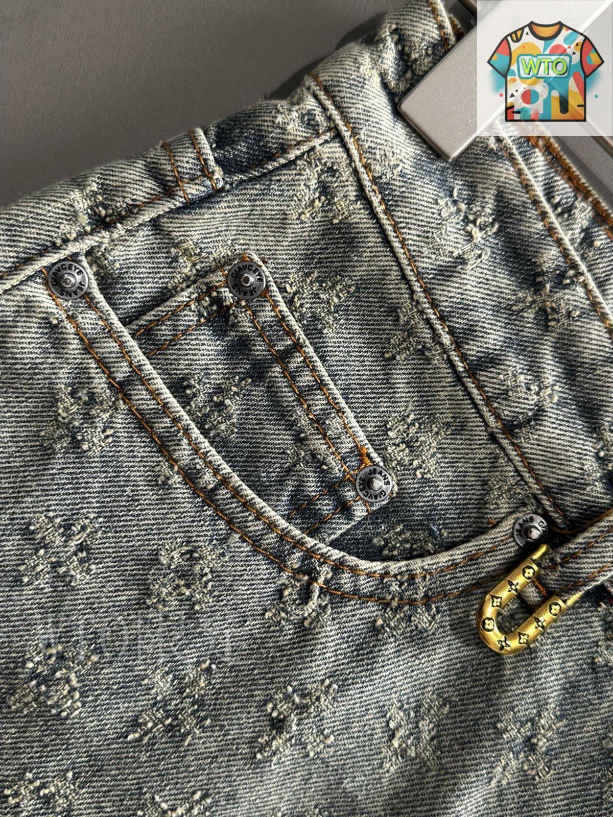 今日特価】LV 2025SS モノグラム満タッチ刺繍デニムショート