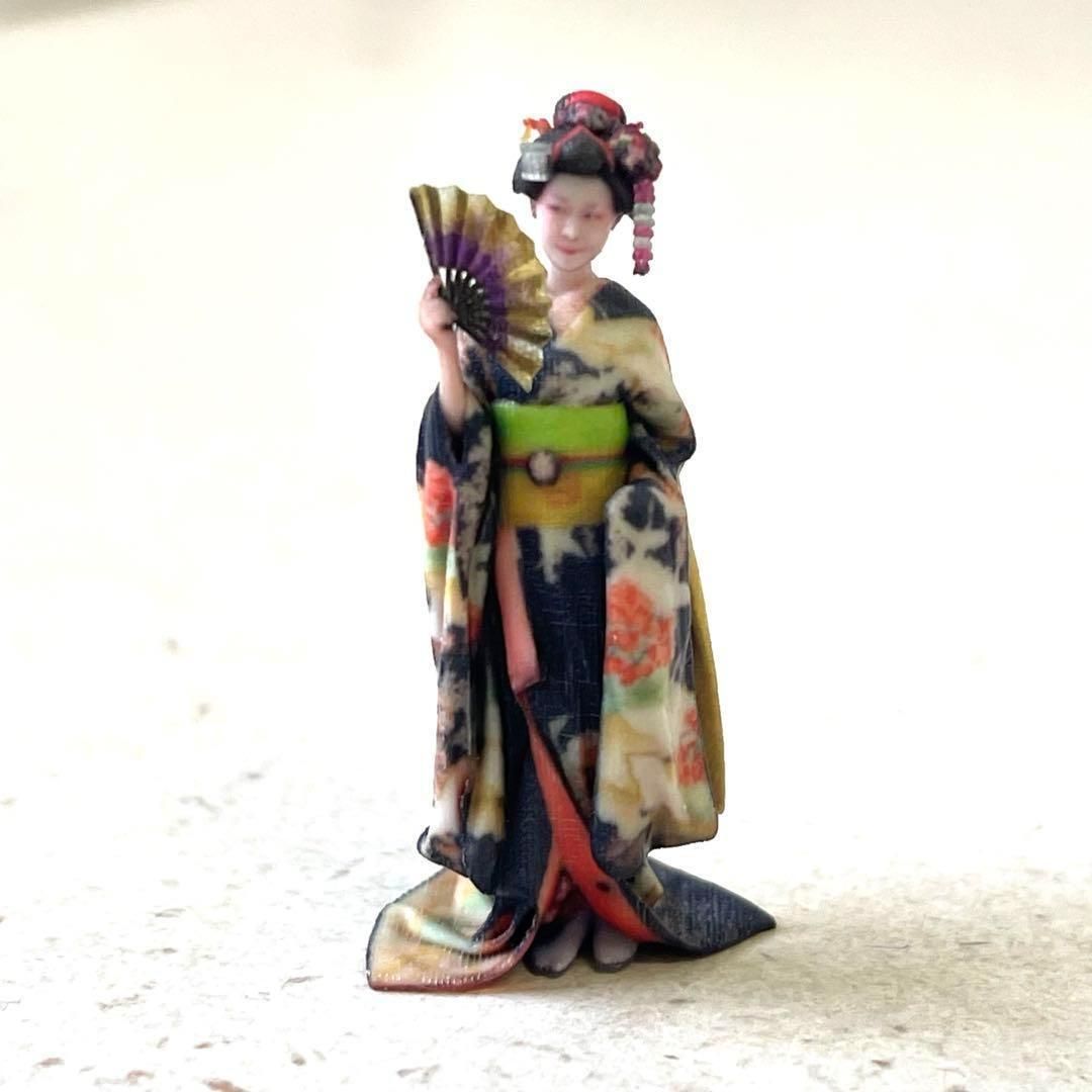 1/64★舞妓さん★フィギュア★ミニカーに★ミニチュア★リアルフィギュア