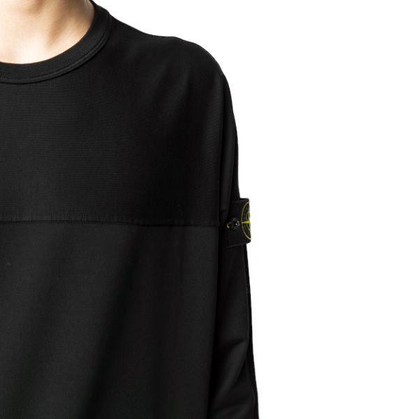 5 STONE ISLAND ブラック トレーナー 721562152 - メルカリ 5 STONE ISLAND ブラック トレーナー 721562152 - メルカリ