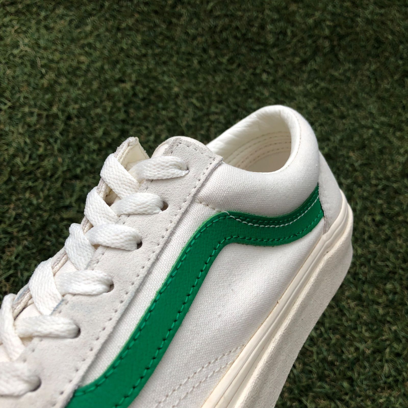 美品23.5 US企画！VANS STYLE 36 ヴァンズ HW13 美品23.5 US企画！VANS STYLE 36 ヴァンズ HW13 - メルカリ