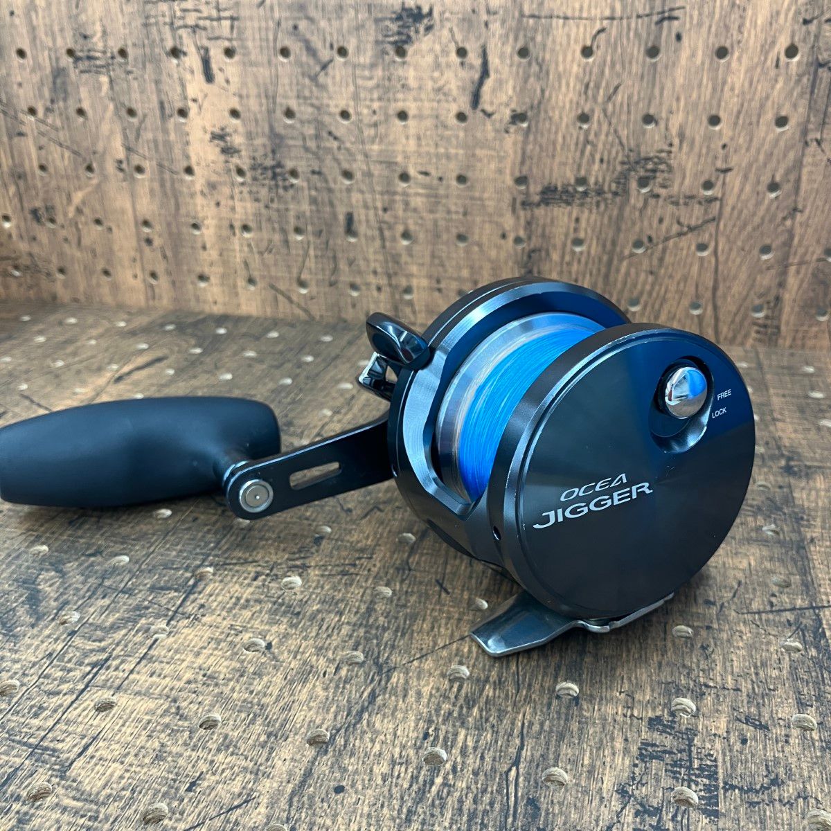 SHIMANO 19オシアジガーFCNR 2001HG 箱有り - メルカリ