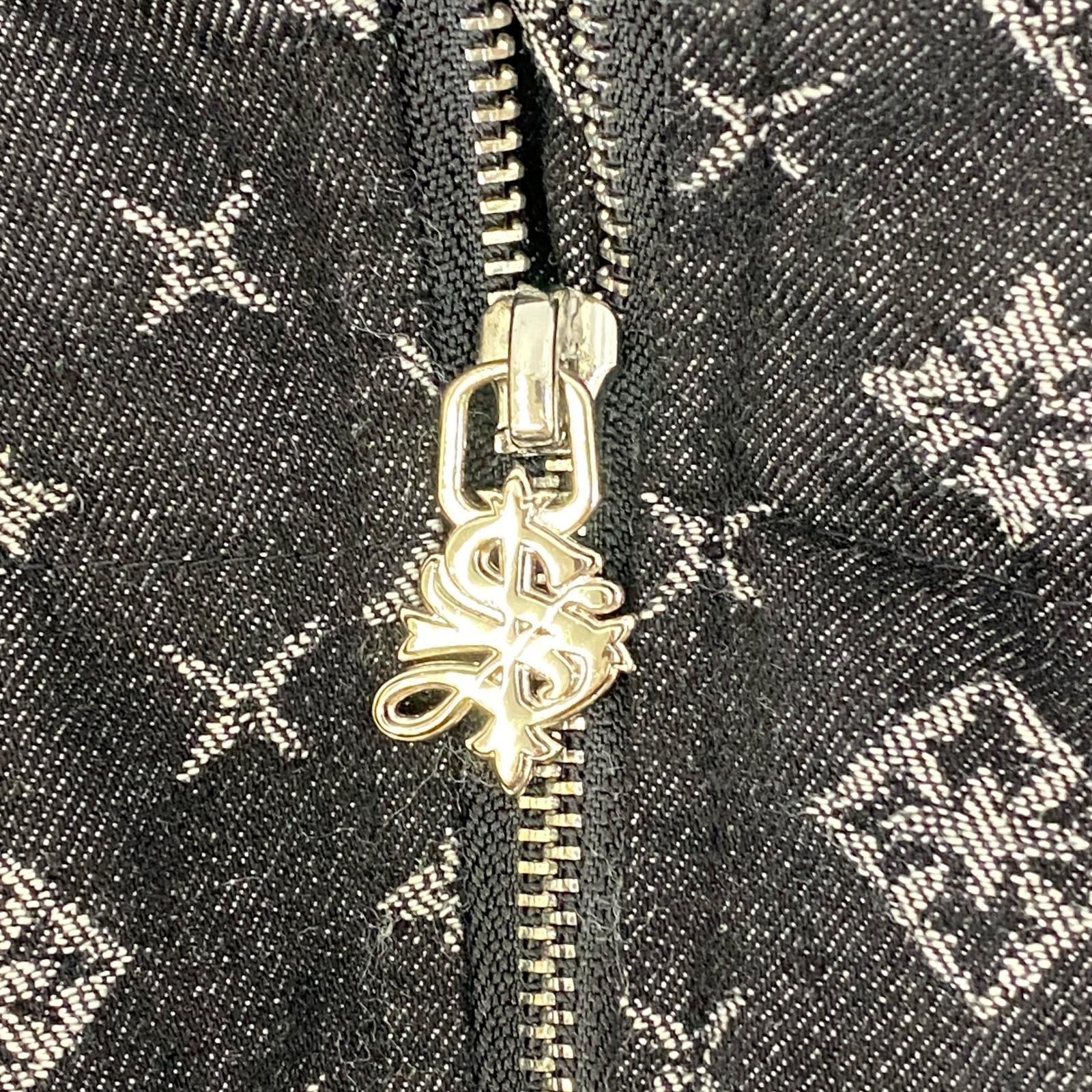 Vest ブラック