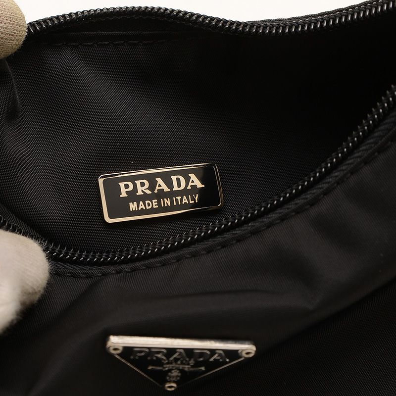 PRADA ハンドバッグ プラダ ブラック ヴィンテージ 名作 良品 MV519 プラダ ハンドバッグ ナイロン ブラック MV519 - メルカリ