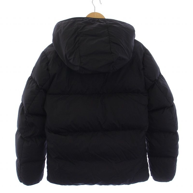 MONCLER 黒 ナイロンジャケット フード付き MONCLER モンクレール ナイロンパーカー ナイロンジャケット