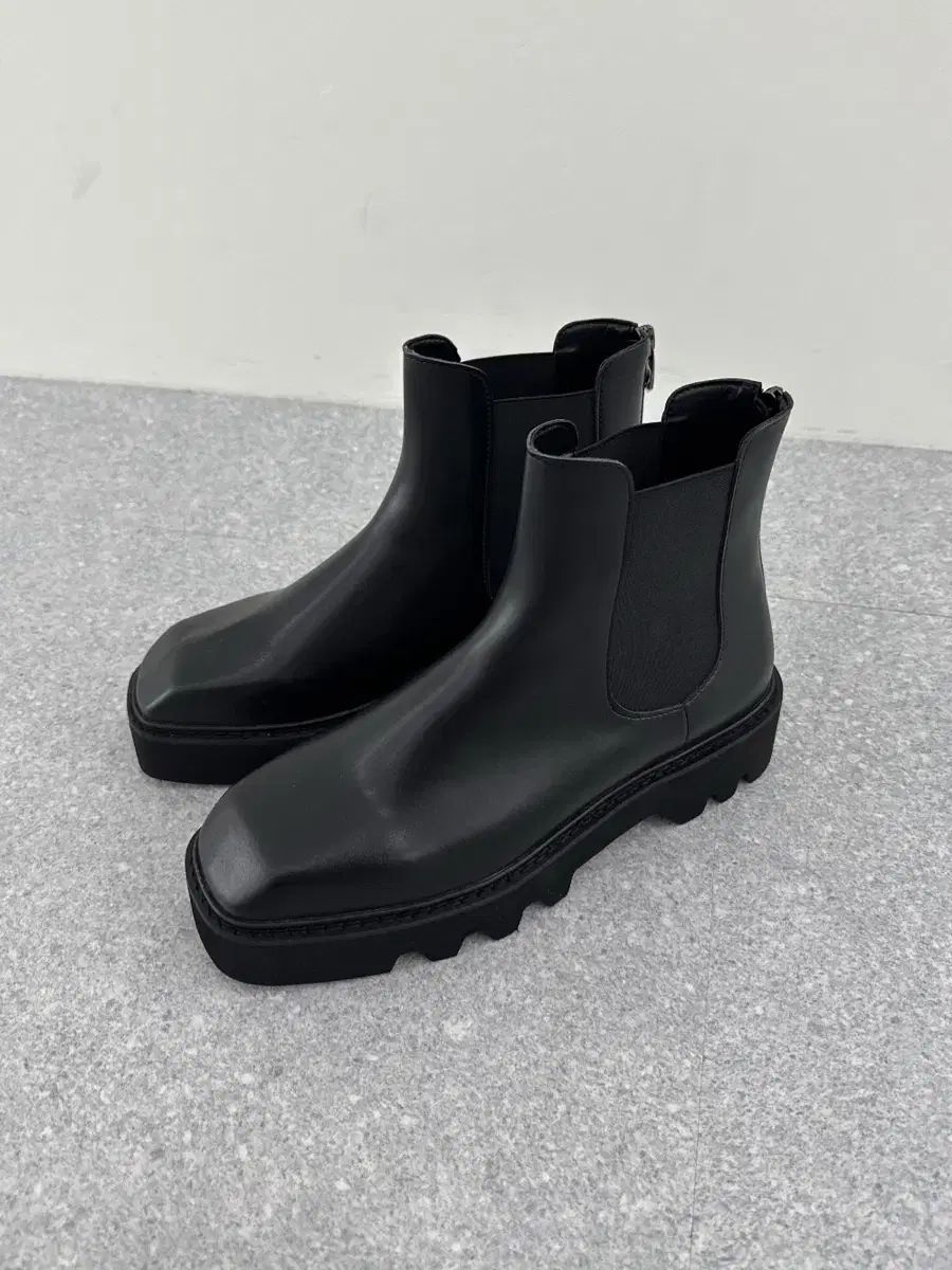黒 スクエアトゥ チェルシー ブーツ 280