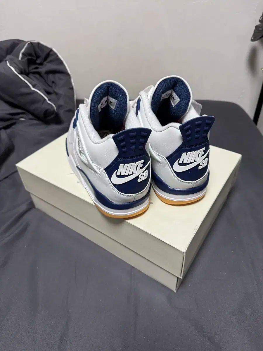 SB