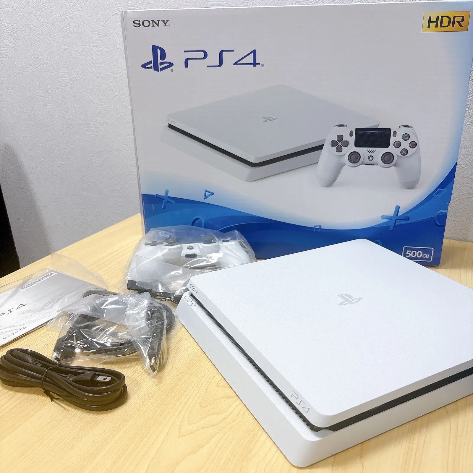 新品未使用☆ PlayStation4 ホワイト500GB CUH-2200AB02 500GB