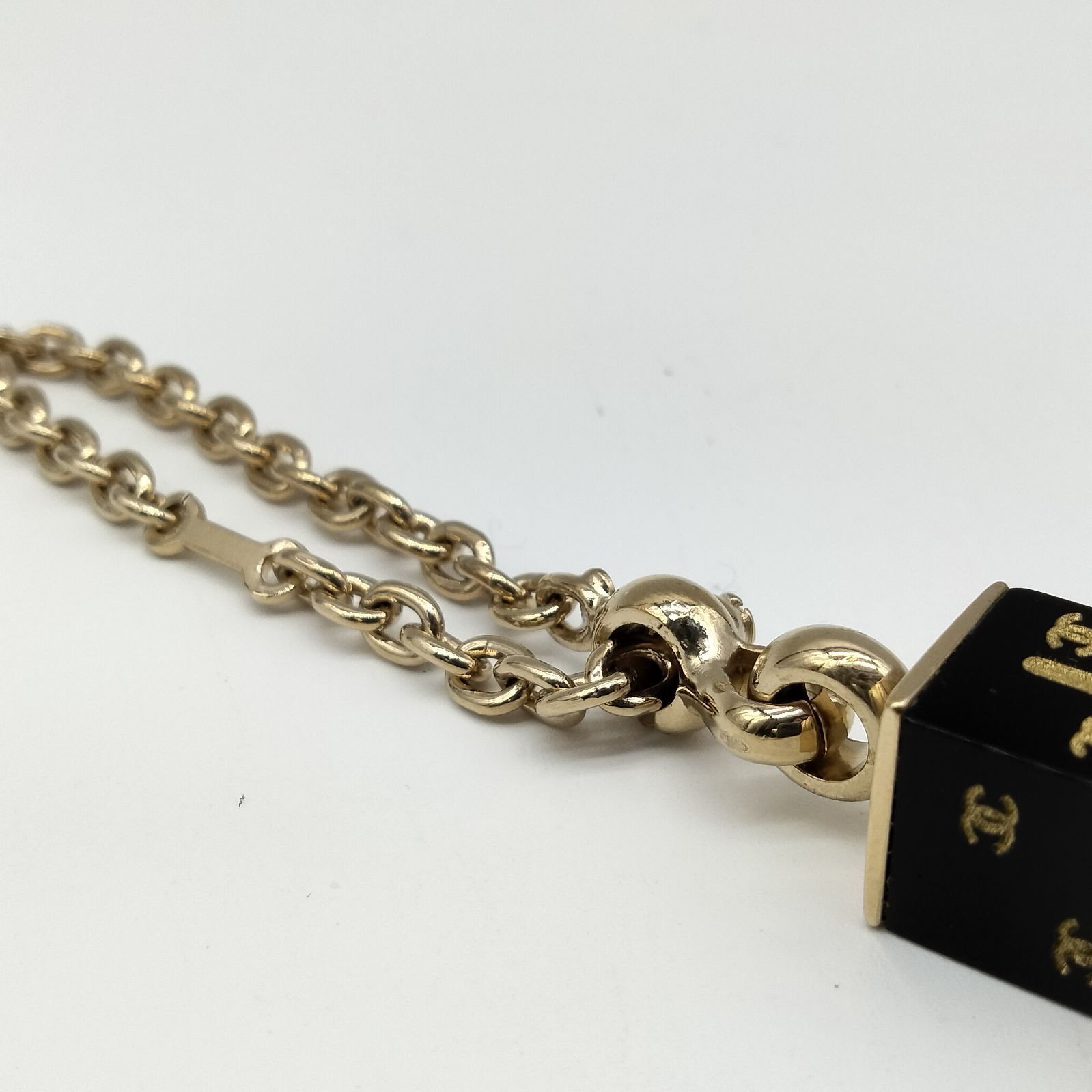 CHANEL シャネル ココマーク バッグチャーム エッフェル塔 キーホルダー ✨2004年 銀座限定✨ シャネル ココマーク バッグチャーム