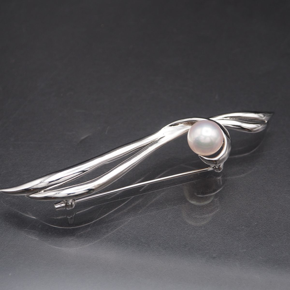 J274 本真珠 8.9mm珠 パール SILVER刻印 ブローチ デザイン
