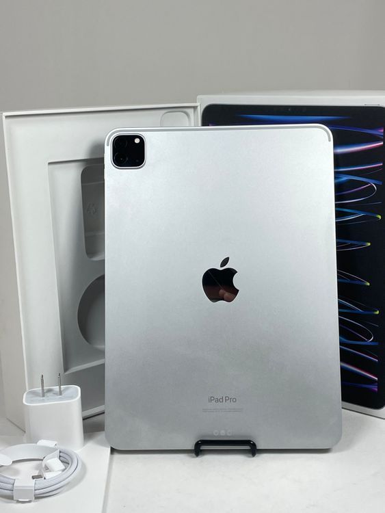 iPad Pro4 11インチ 128GB シルバー Wi-Fiモデル 送料無料