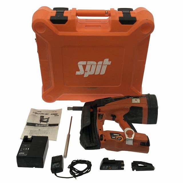 ケース付き 釘打ち機