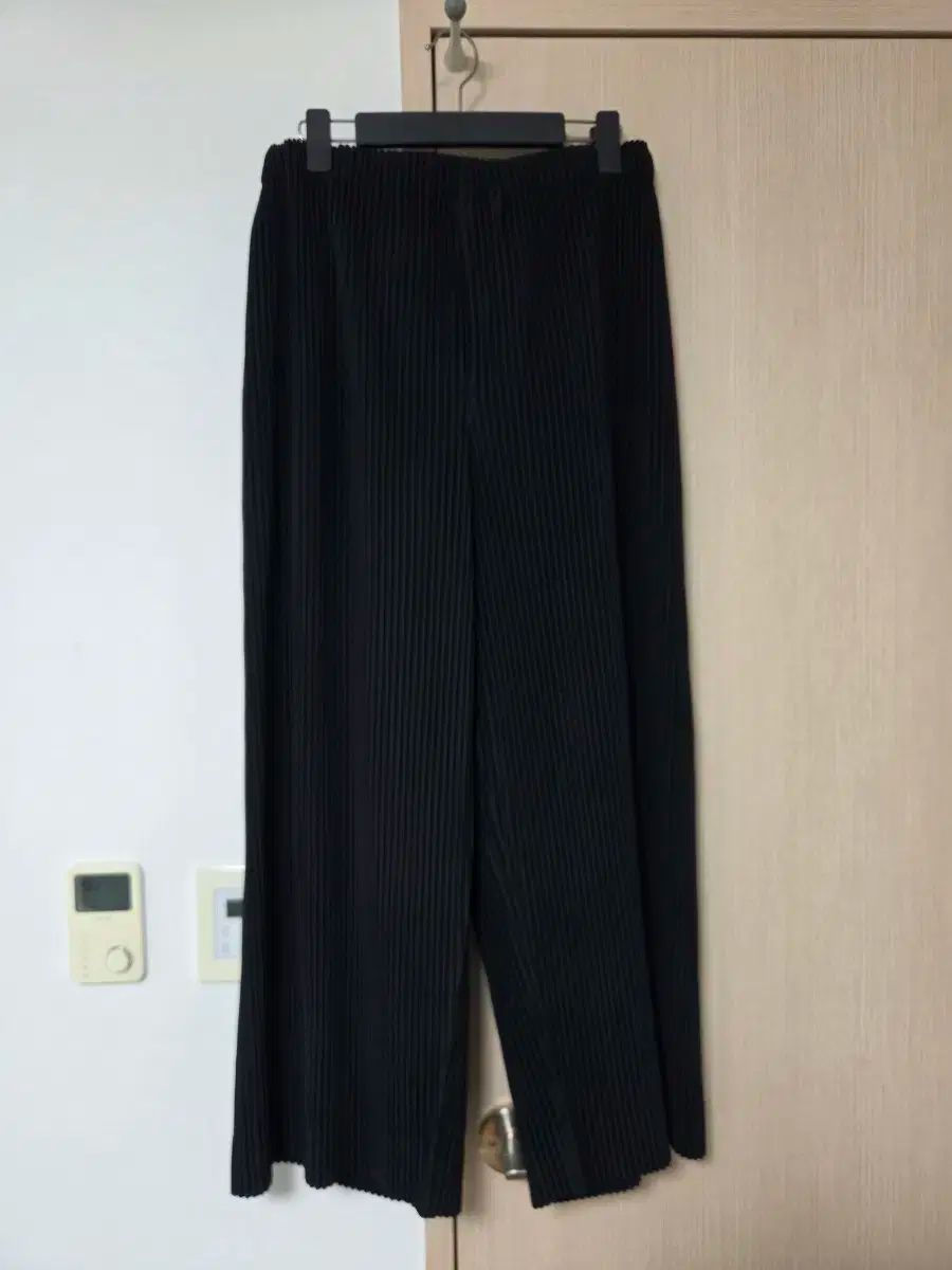 HOMME PLISSÉ オムプリッセ ワイド パンツ