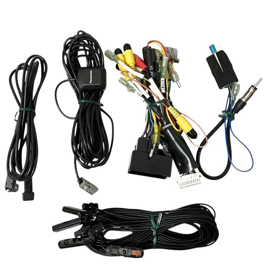 パナソニック ストラーダ メモリーナビ CN-MW250D カーナビ Panasonic Strada 地デジ搭載 16GB フルセグ 7V型ワイドモニター SDカーナビステーション