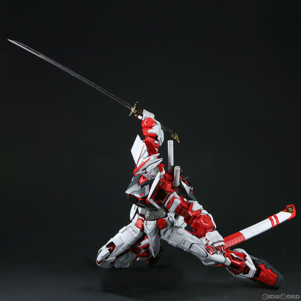 BANDAI - (再販) PG 1/60 MBF-P02 ガンダムアストレイ レッドフレーム 機動戦士ガンダムSEED ASTRAY(シード アストレイ) プラモデル(5063544) バンダイスピリッツ 再販) PG 1/60 MBF-P02 ガンダムアストレイ レッドフレーム 機動戦士