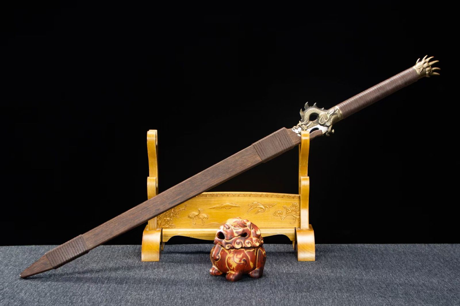 龍神』純手工鍛造刀（全長 107cm）｜伝統三火処理｜花梨木鞘