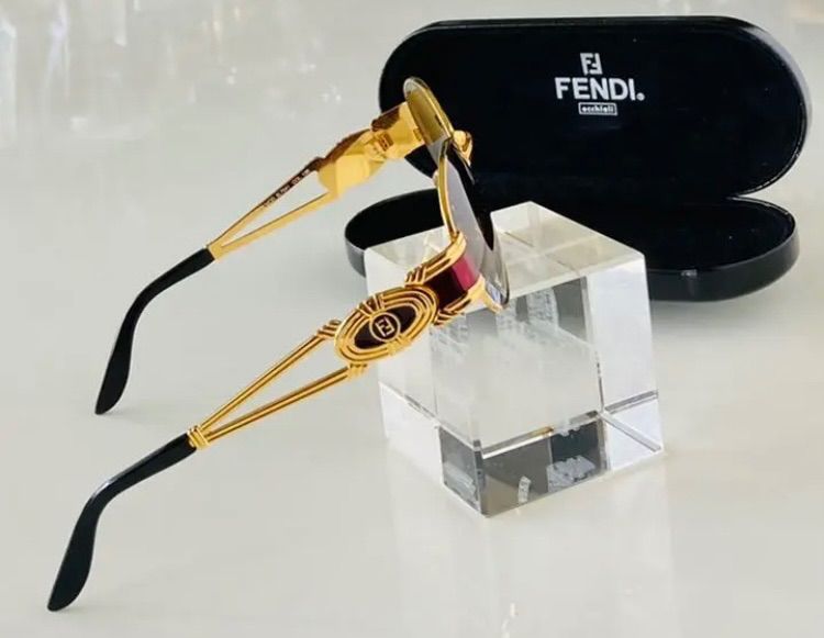 FENDI】フェンディ ゴージャス サングラス 新品 未使用 - メルカリ