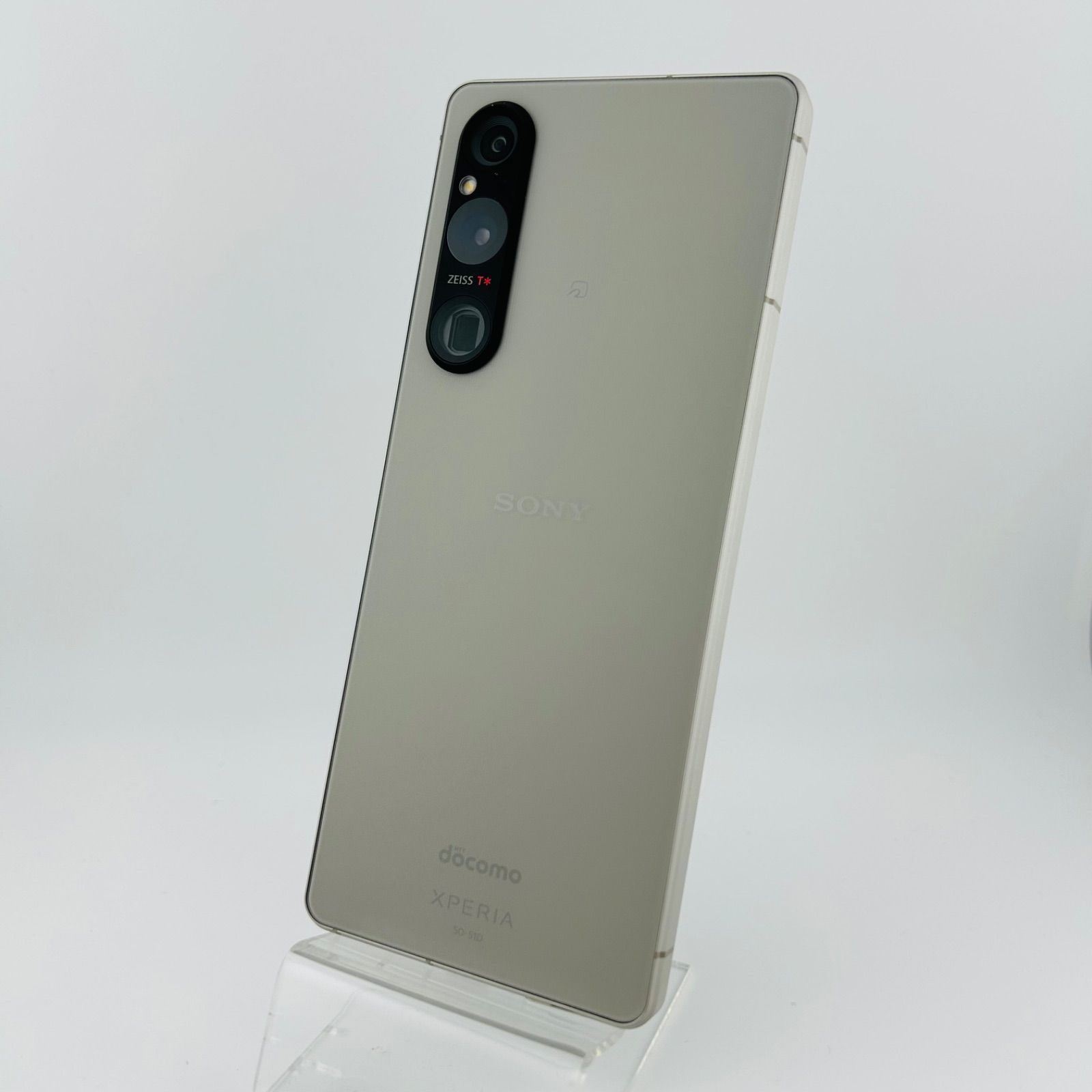 【美品】Xperia 1 V プラチナシルバー　256GB SIMロック無 美品 バッテリー良好 Xperia1Ⅴ SO-51D 256GB プラチナシルバー