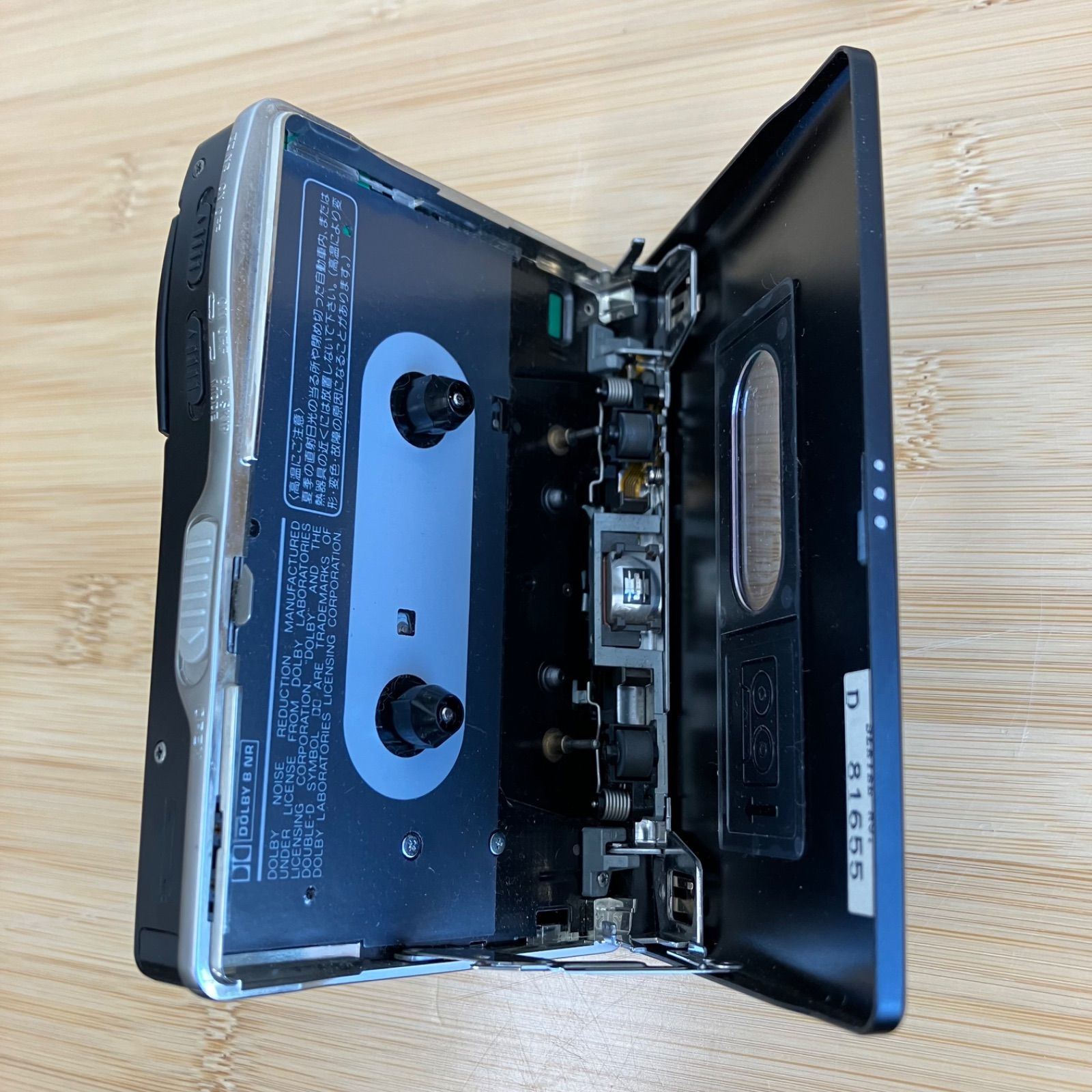 ジャンク品】SONY カセットウォークマン WM-EX606 - メルカリ ジャンク品】SONY カセットウォークマン WM-EX606 - メルカリ