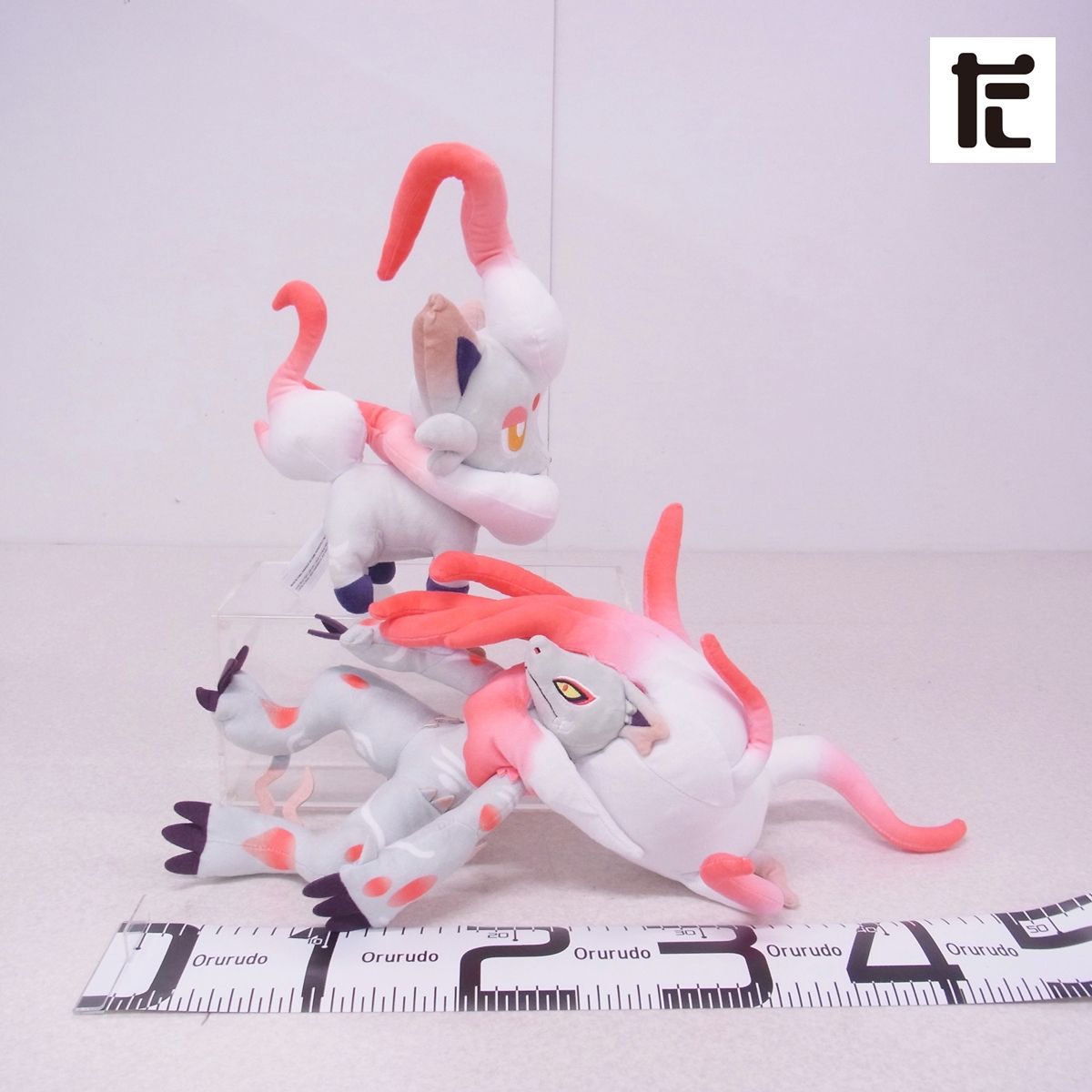 ヒスイゾロア　ぬいぐるみ Amazon.co.jp: ポケモンセンターオリジナル ぬいぐるみ ヒスイゾロア