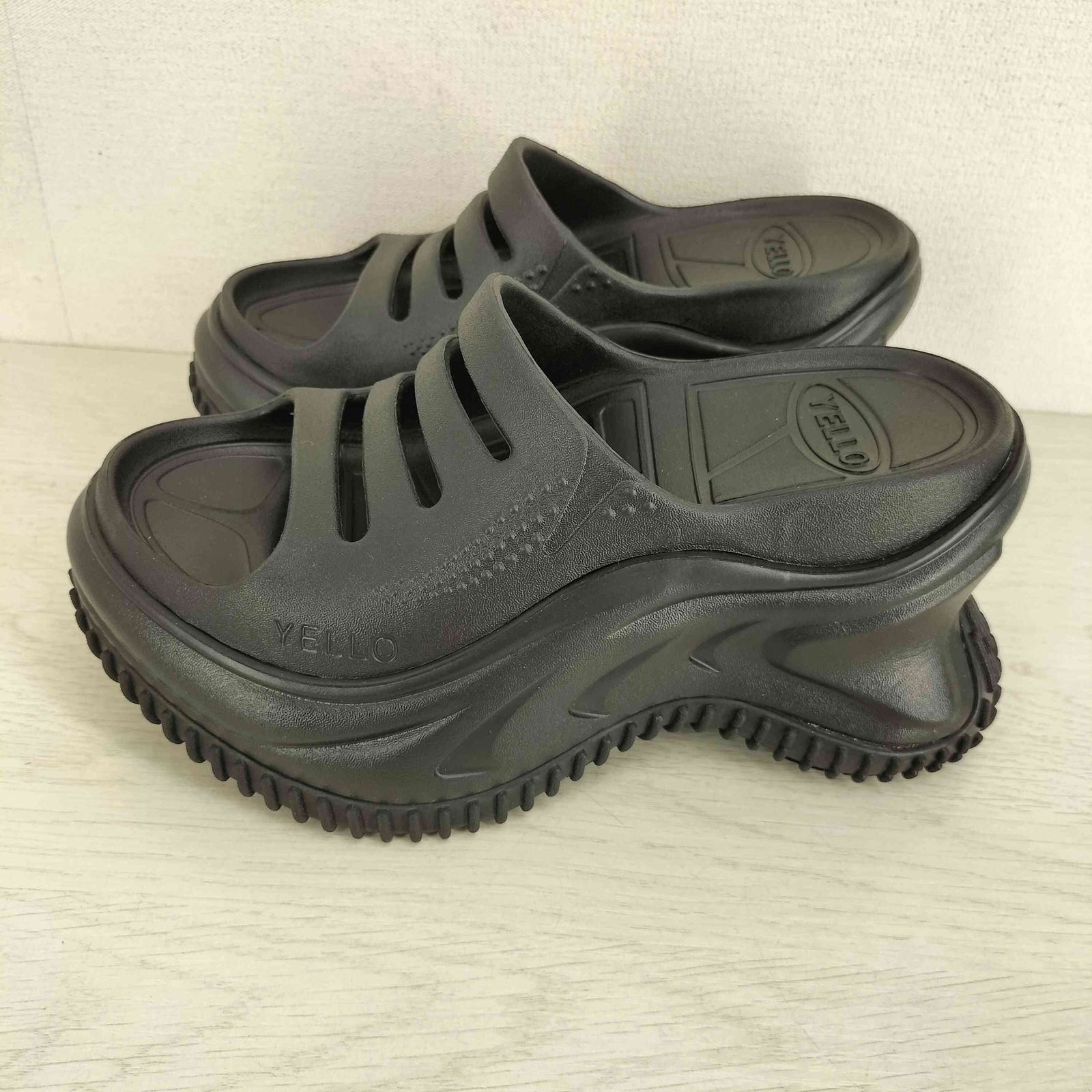 イエロー YELLO 25ss GILL PLATFORM SANDALS レディース JPN：S