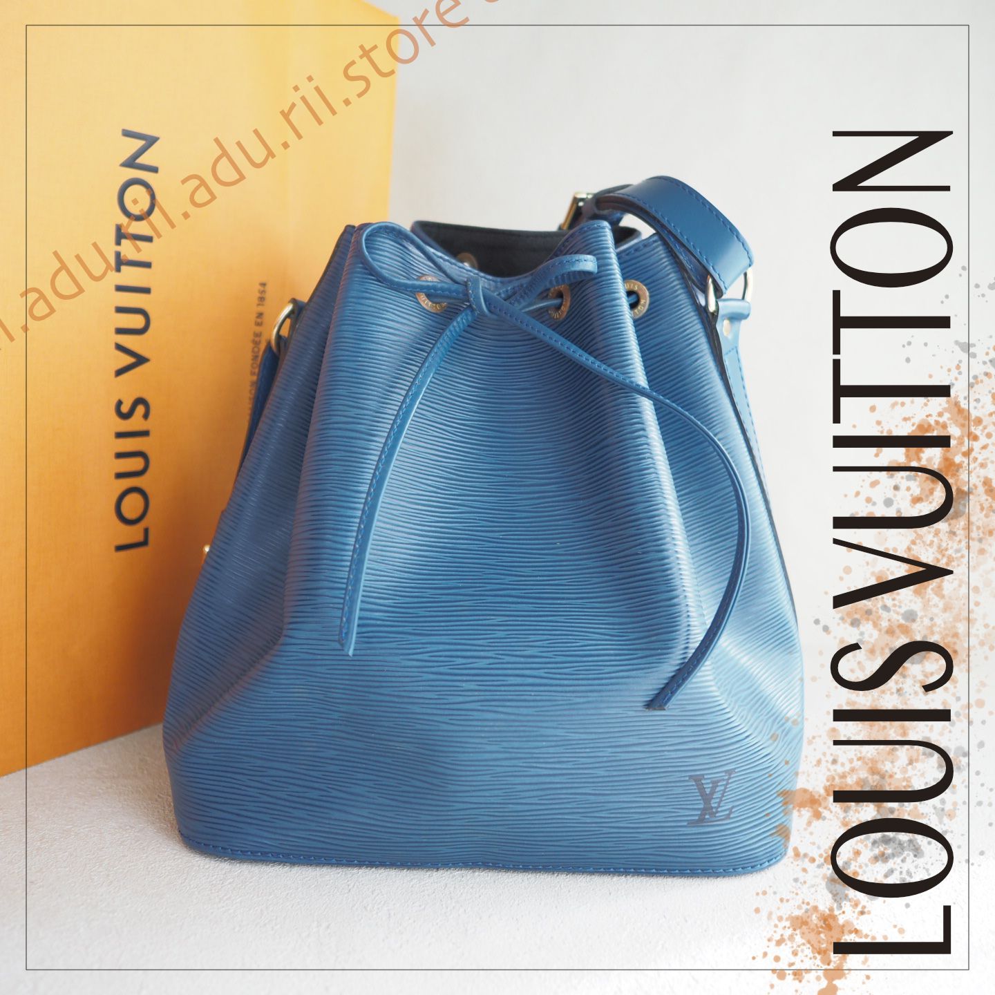 LOUIS VUITTON ルイ・ヴィトン M44105 エピ プチノエ ショルダー