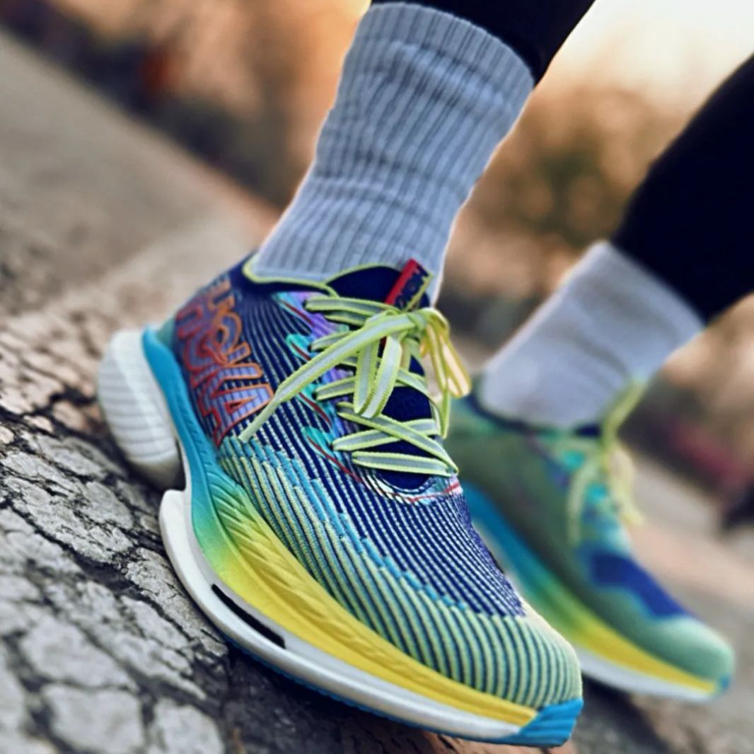 新品未使用スニーカー男女兼用 並行輸入品 HOKA ONE ONE CIELO X1 ホカ 