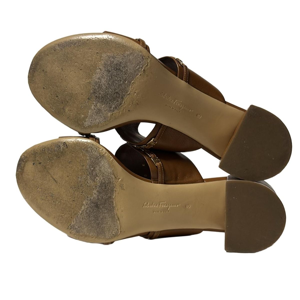 FERRAGAMO|SalvatoreFerragamo サルバトーレフェラガモ ミュール 8 D レディース - ブラウン×ゴールド ヴァラ レザー KIN-KAAI_COM