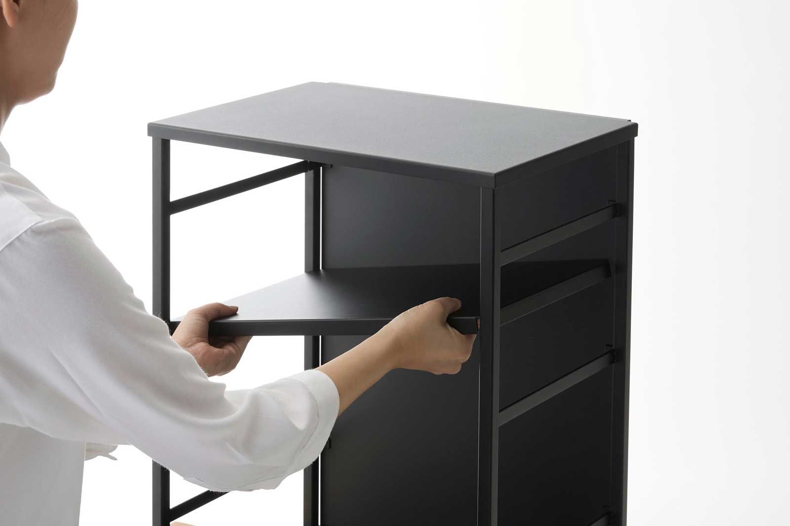 キャスター付きワゴン