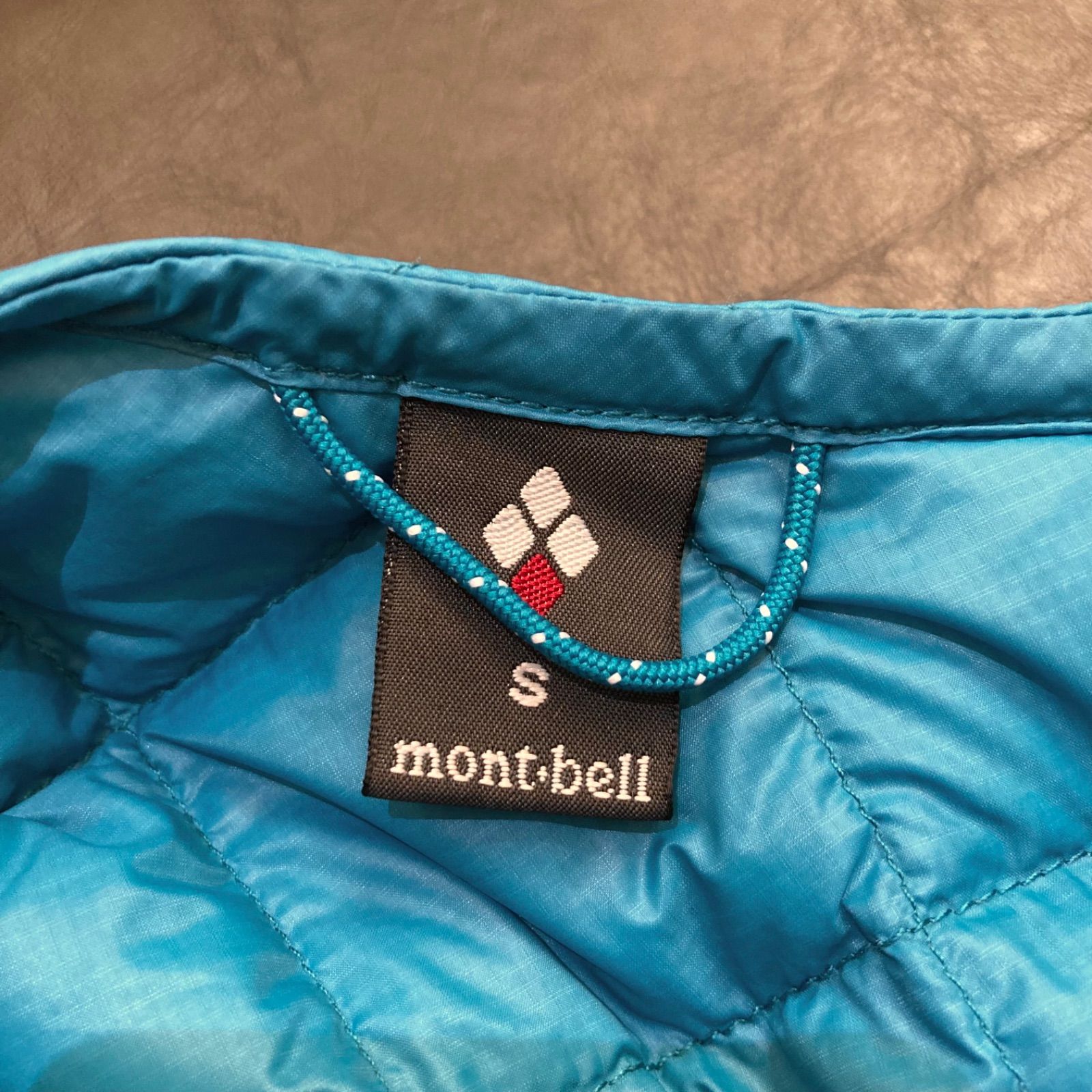 mont-bell モンベル スペリオダウンラウンドネックT ダウンジャケット 