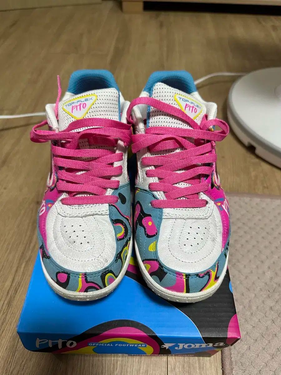 Jomaフットサルシューズ レアカラー 27.5センチ シューズ Joma FS