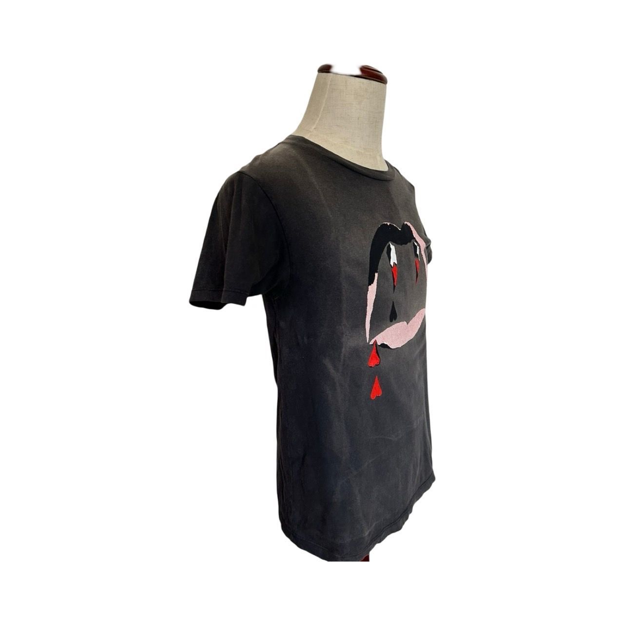 saintlaurent paris ヴァンパイアtシャツ ケリングタグ