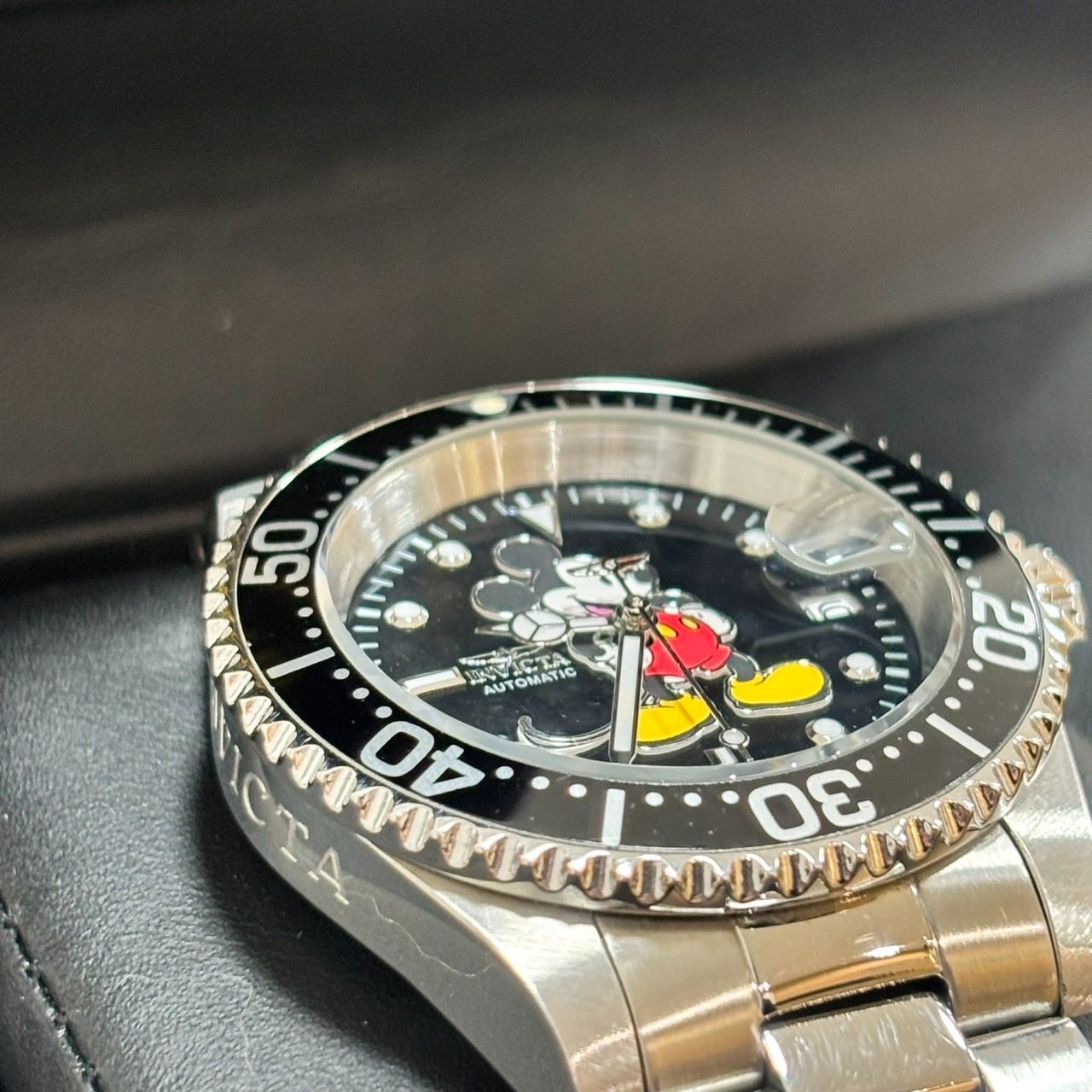 INVICTA 22779 ミッキーマウス 自動巻き 腕時計 ゴールド 希少 model 22779 | InvictaWatch.com