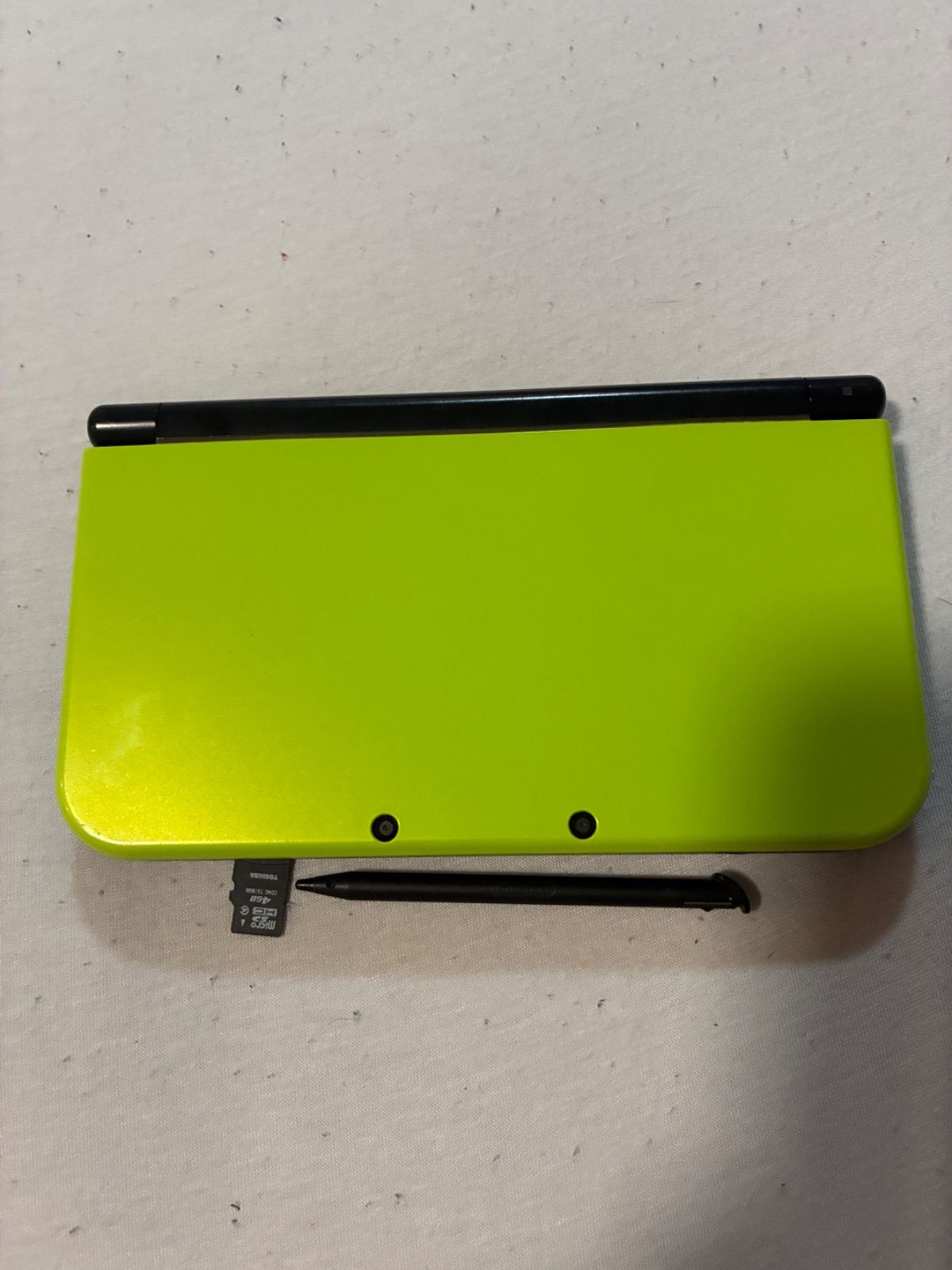 Newニンテンドー3DS LL ライム×ブラック