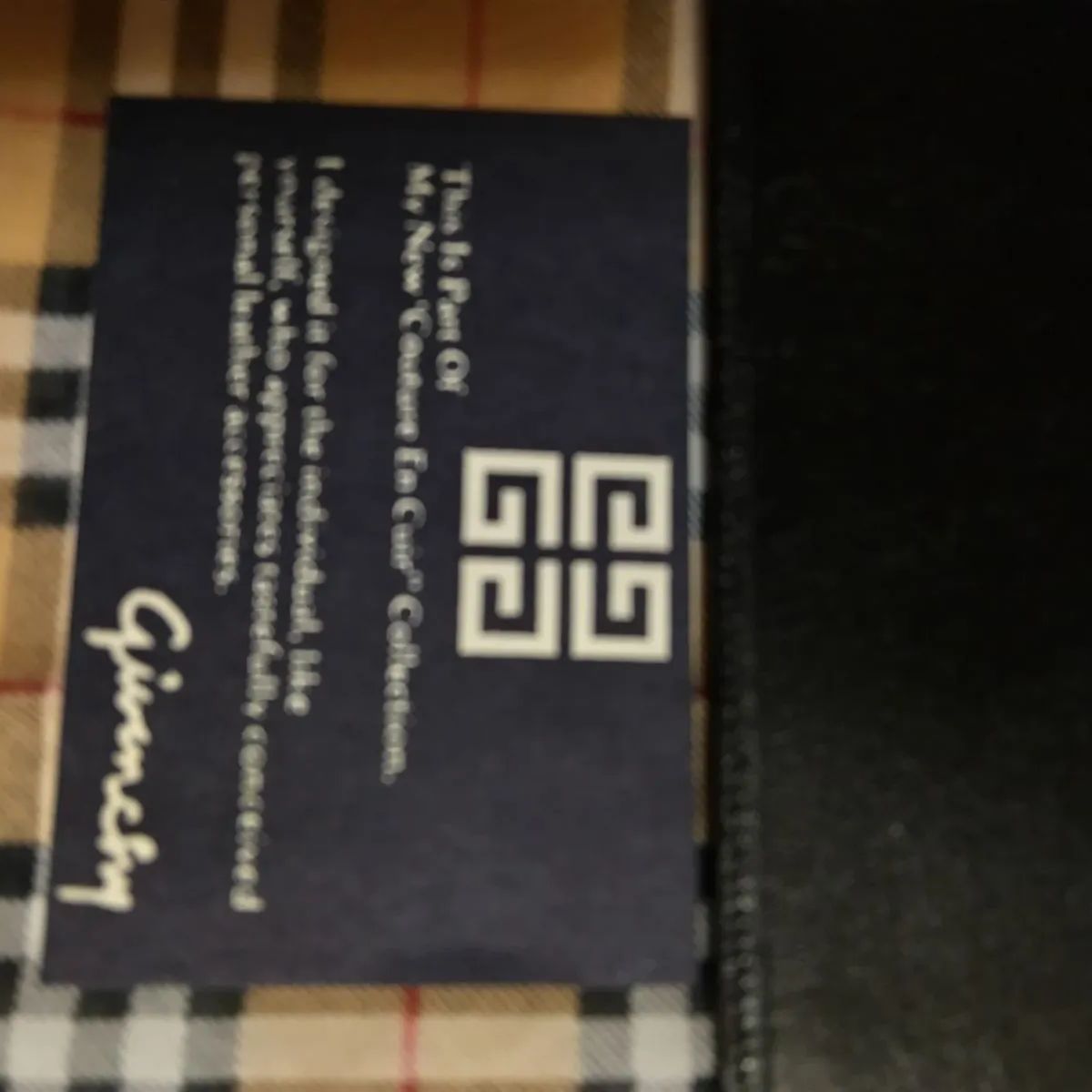 ☆GIVENCHYジバンシー☆長財布☆お札入れ☆黒☆未使用☆本革☆お洒落 