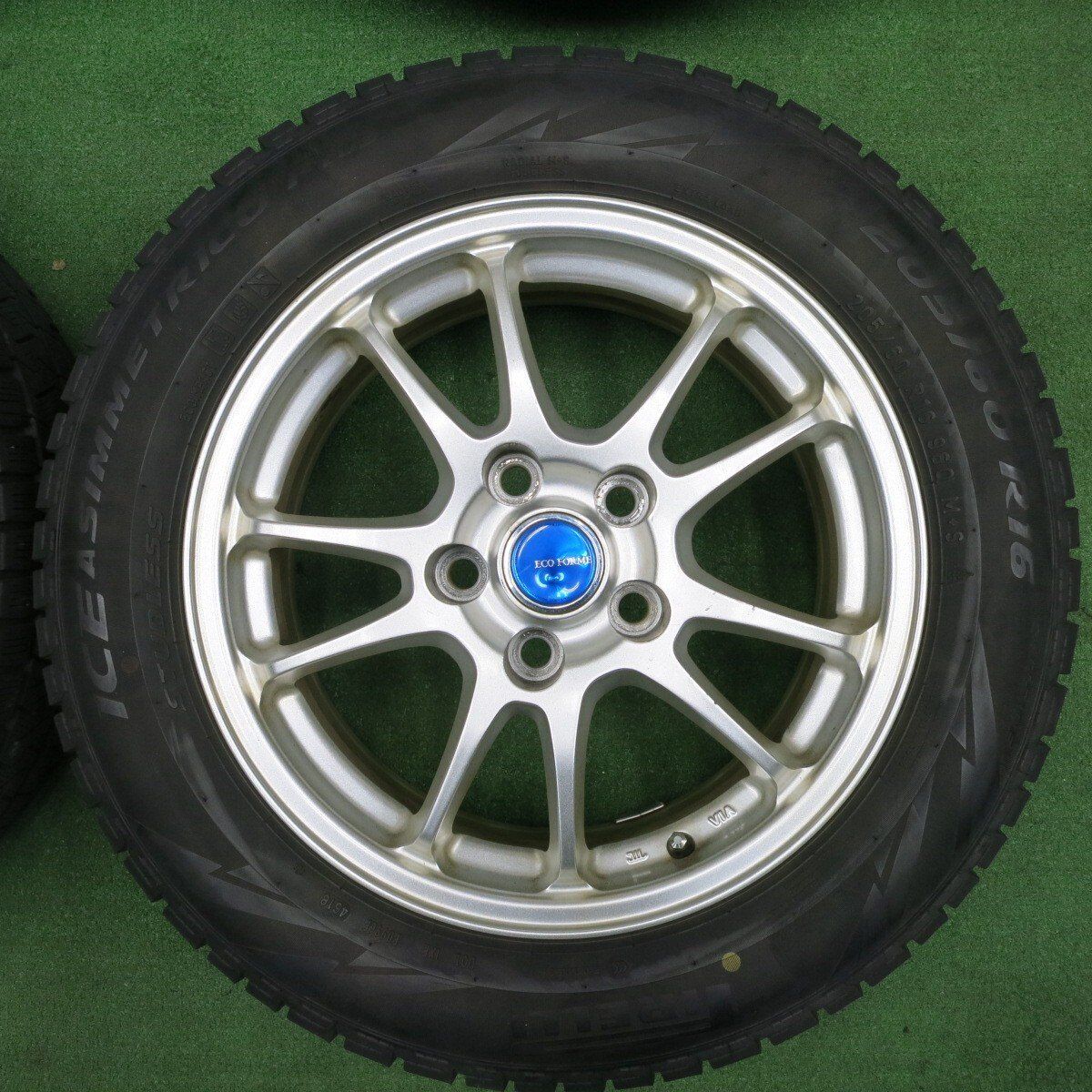 深溝 激安 205/60R16 ピレリ アシンメトリコ スタッドレス 4本 深溝 激安 205/60R16 ピレリ アシンメトリコ スタッドレス 4本