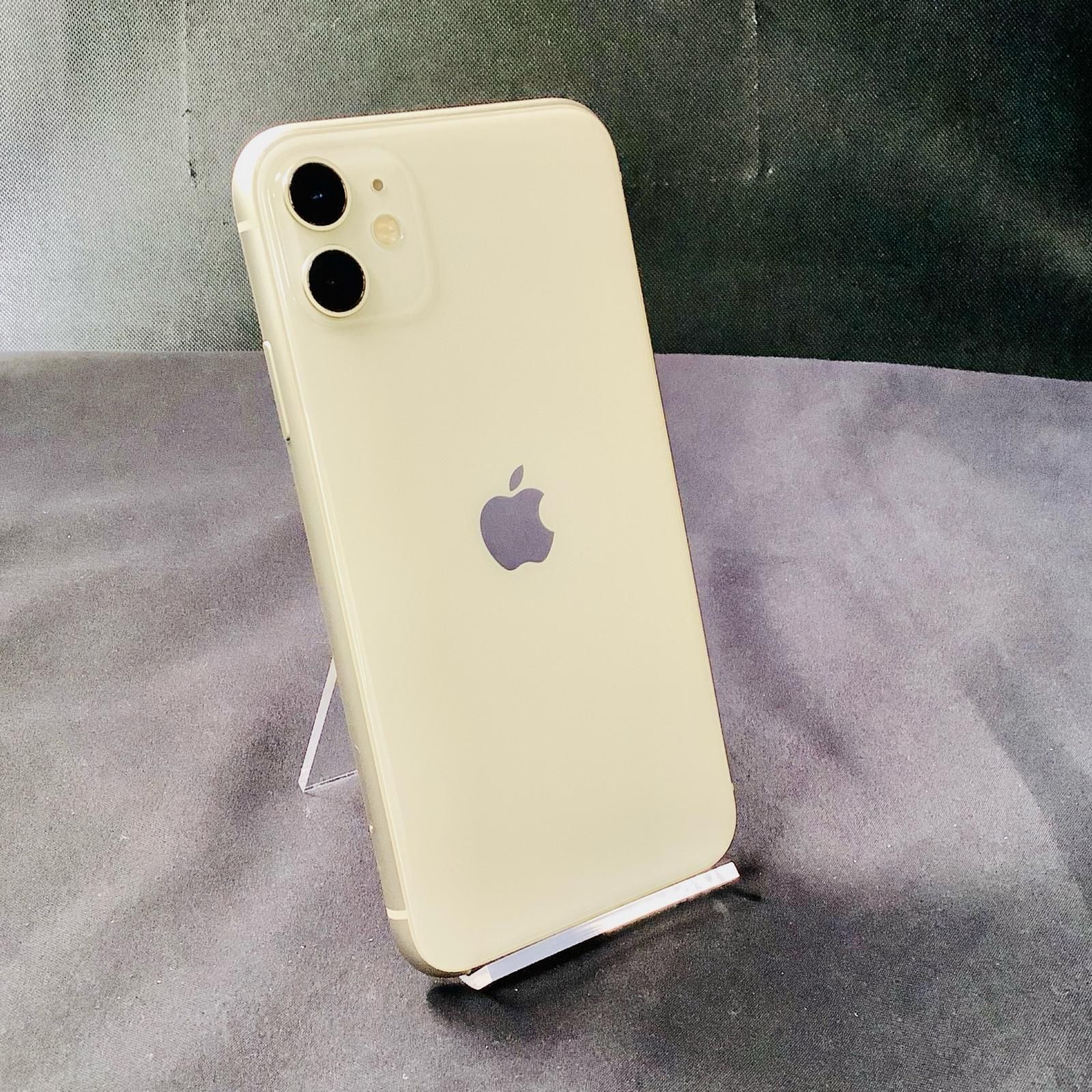 Apple iPhone 11 ホワイト64GB （動作確認済）SoftBank Apple iPhone