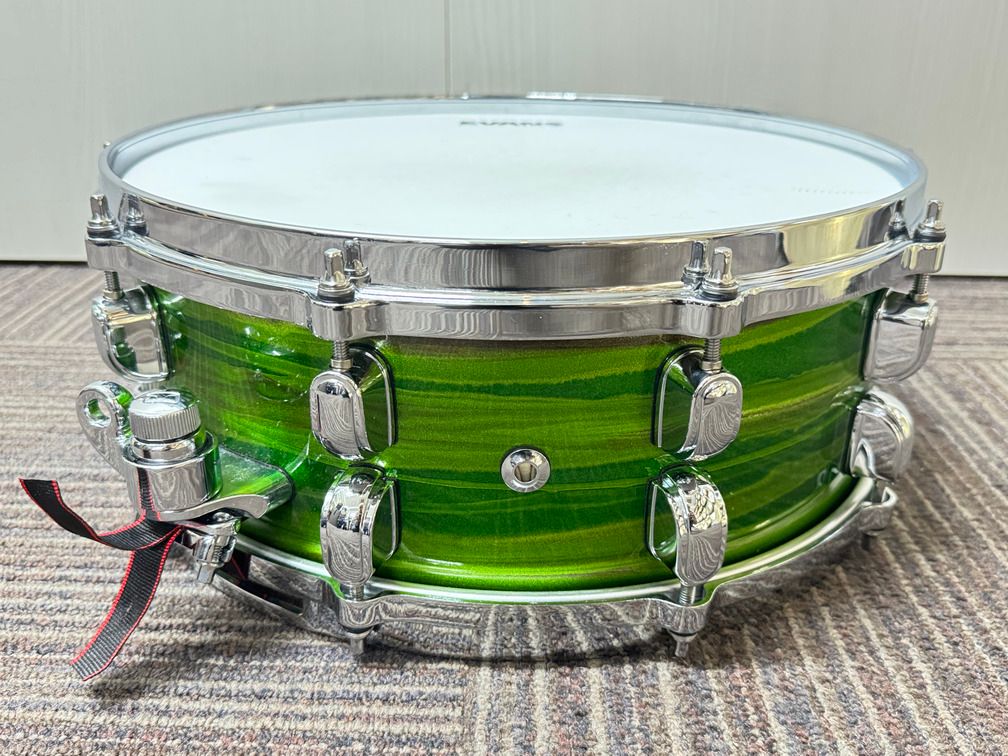 TAMA STARCLASSIC ウォルナット&バーチ 14x5.5インチ ラッカー シャムロック オイスター