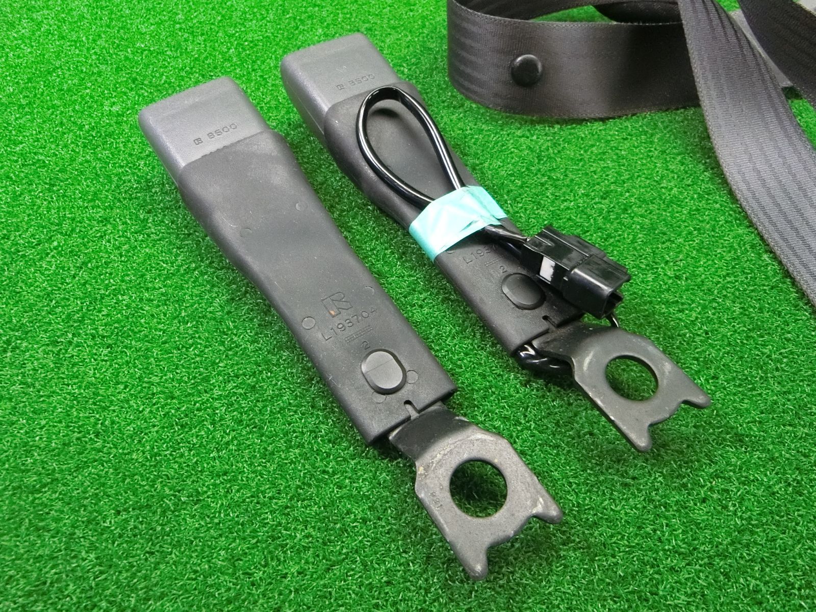 K9918 ムーヴ カスタム L175S 後期 フロント シートベルト 左右セット キャッチ 7R1730-P 7Q8400-P BRIGHTFACE_UK