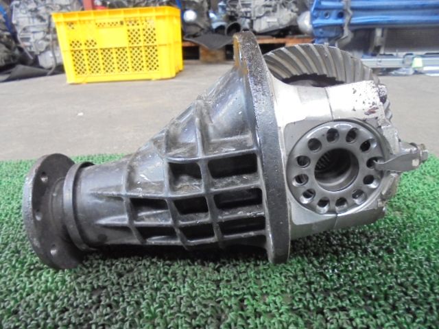 4FE3504 AI1 スズキ ジムニー JB23W 後期型 6型 ターボ ランドベンチャー フロントデフ玉 FFCRYSTALESIA_COM