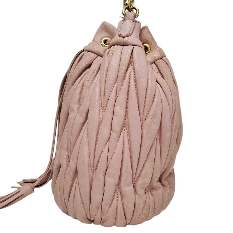 MIU MIU レザー プリーツバッグ ピンク ショルダーバッグ マテラッセ ミュウミュウ マテラッセ レザー チェーンショルダーバッグ