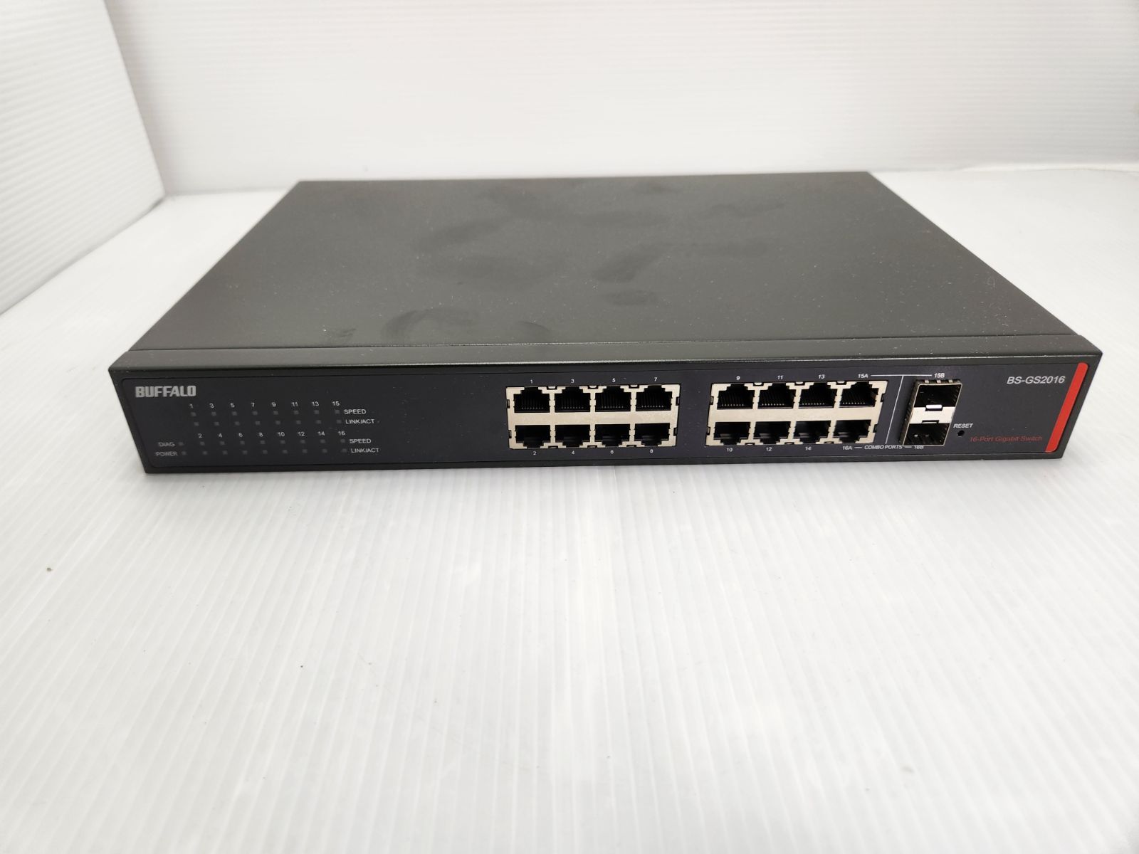 Buffalo BS-GS2016P（16ポート ギガビット スイッチ）