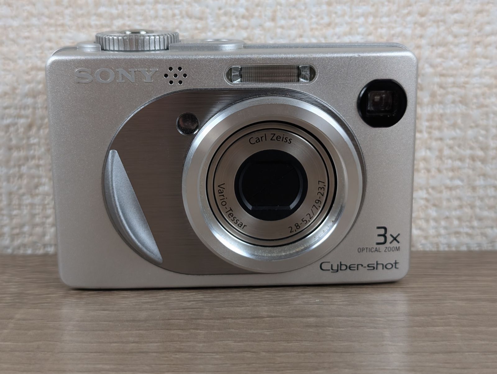 SONY Cyber-shot DSC-W1｜元田中マロ 単三電池式・動作OKSONY Cyber-