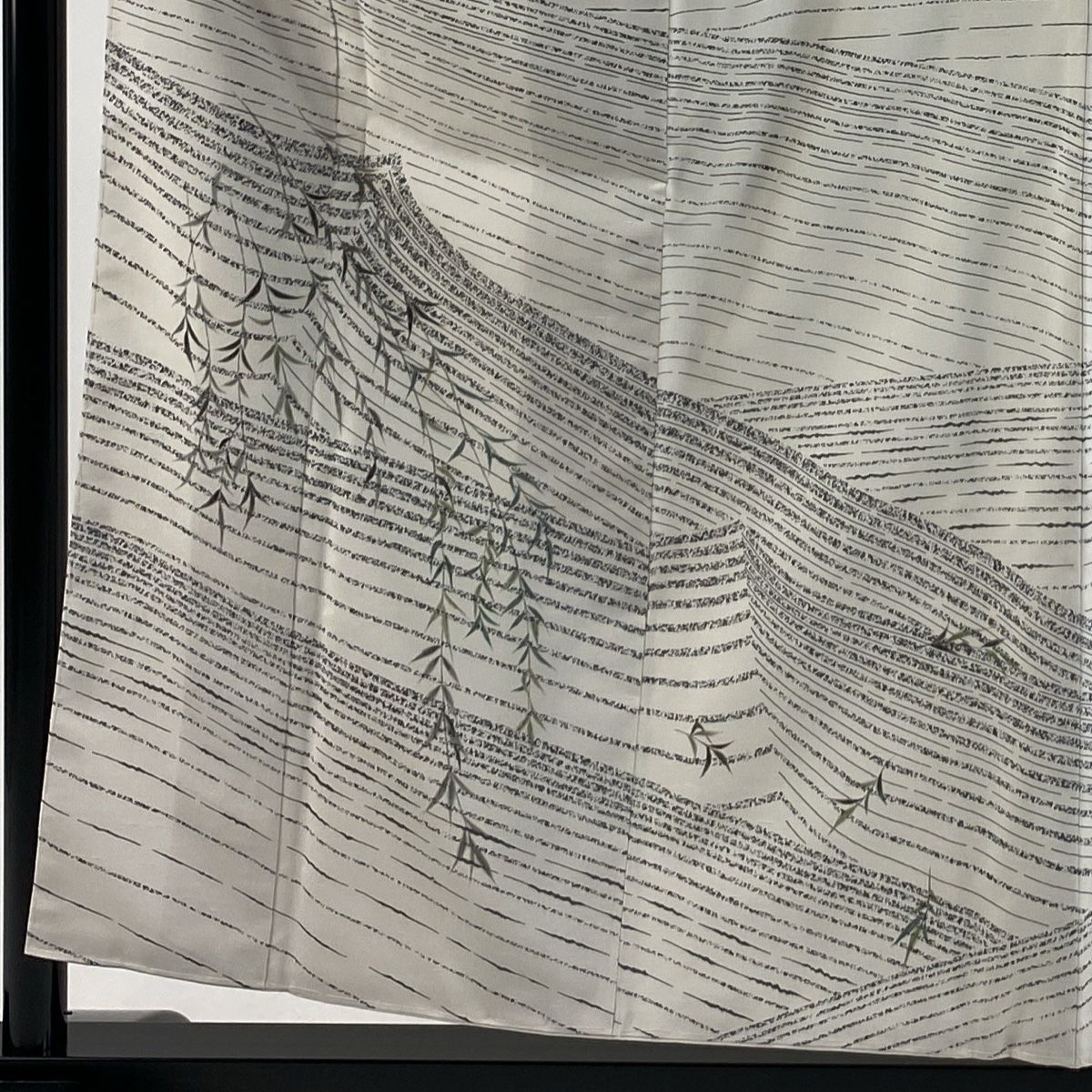 訪問着 身丈156.5cm 裄丈60.5cm S 袷 牛首紬地 やまと 落款 柳 縞 白 正絹