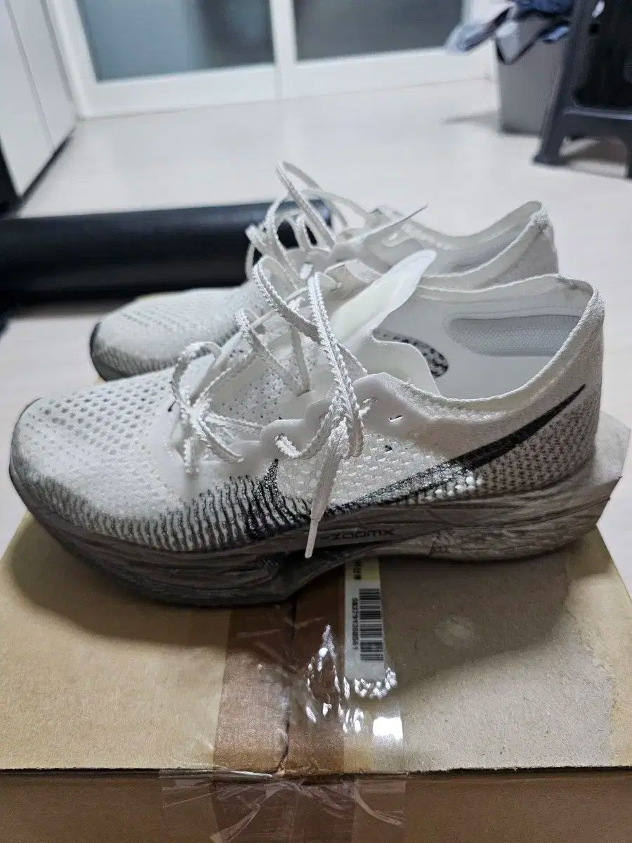 NIKE ナイキ ヴェイパーフライ 3 ランニングシューズ