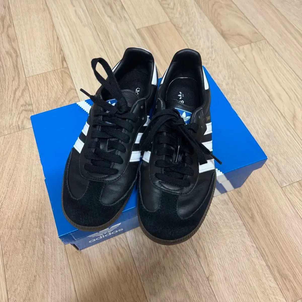 adidas(アディダス) サンバ OG 黒 白 B75807 230 3 回 着用 - メルカリ