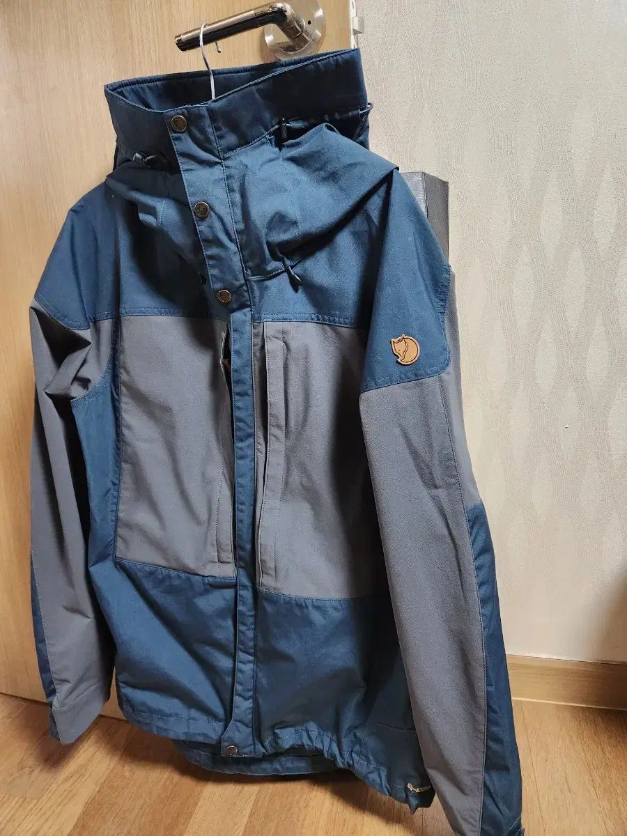 フェールラーベン キャップ ジャケット マウンテン ブルー ラージ 105前後