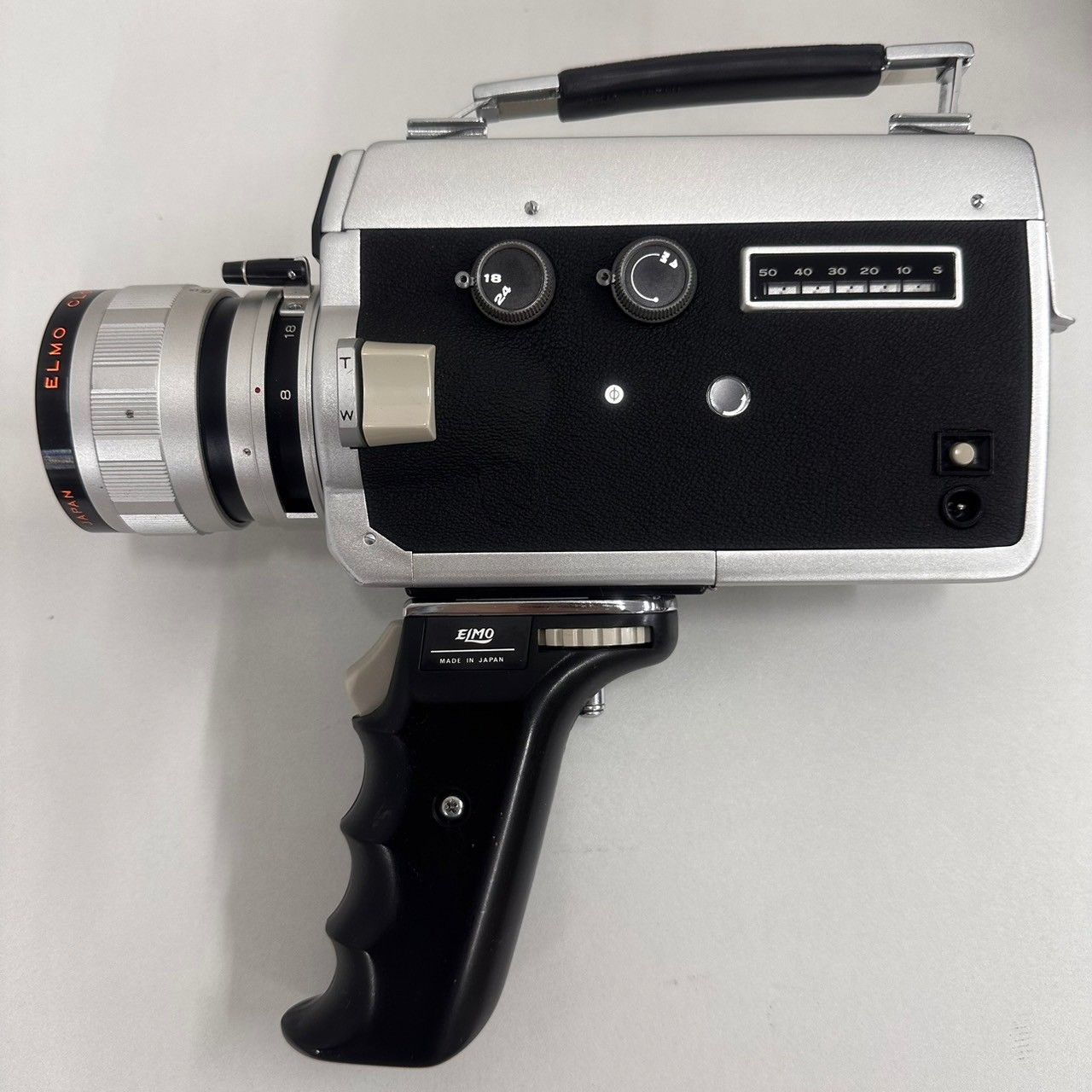 フィルムカメラ ELMO Super106 8ミリカメラ】ELMO エルモ SUPER 106 Elmo 106 Black Super 8 Camera