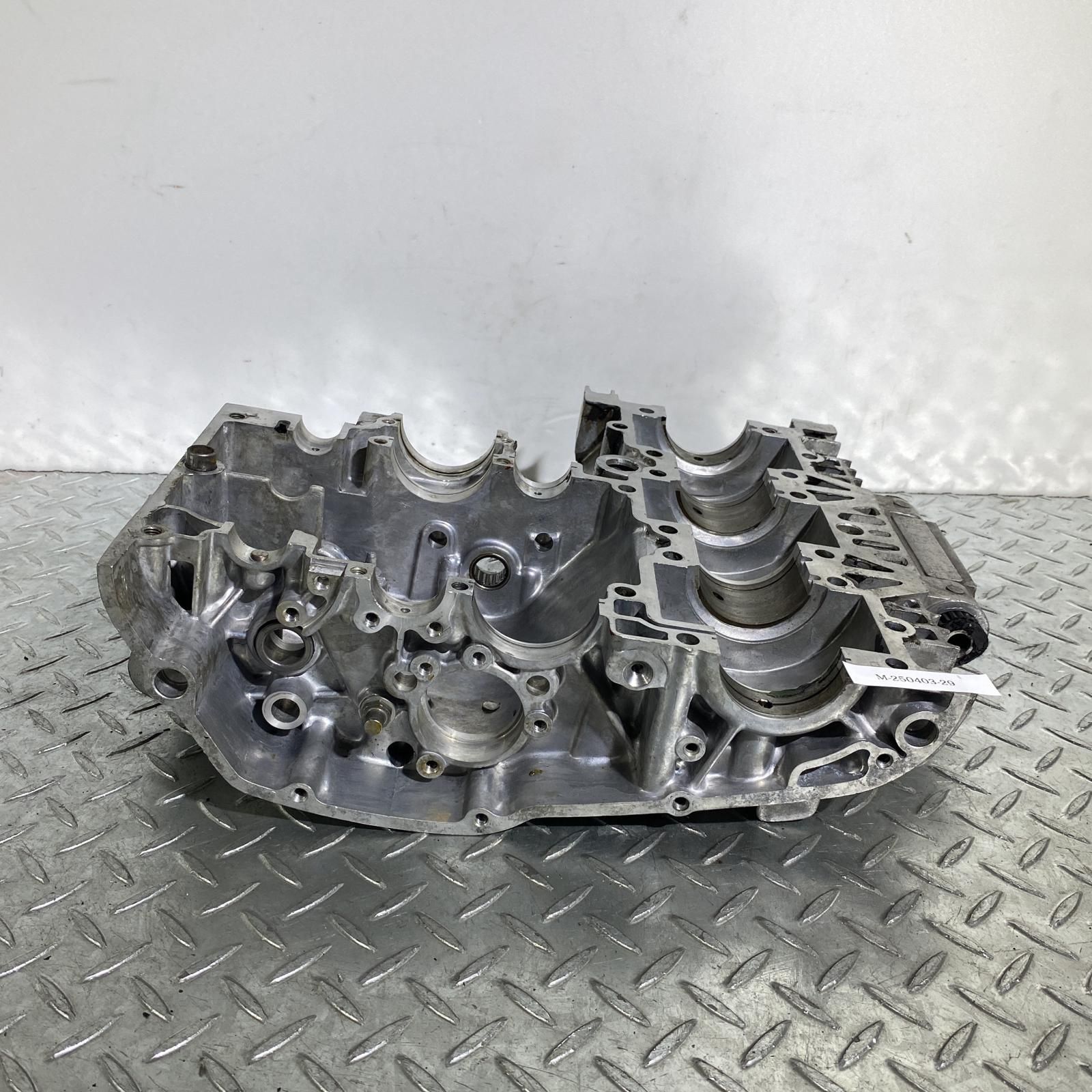 SUZUKI GT380 クランクケース 下側 スズキ 【公式通販】
