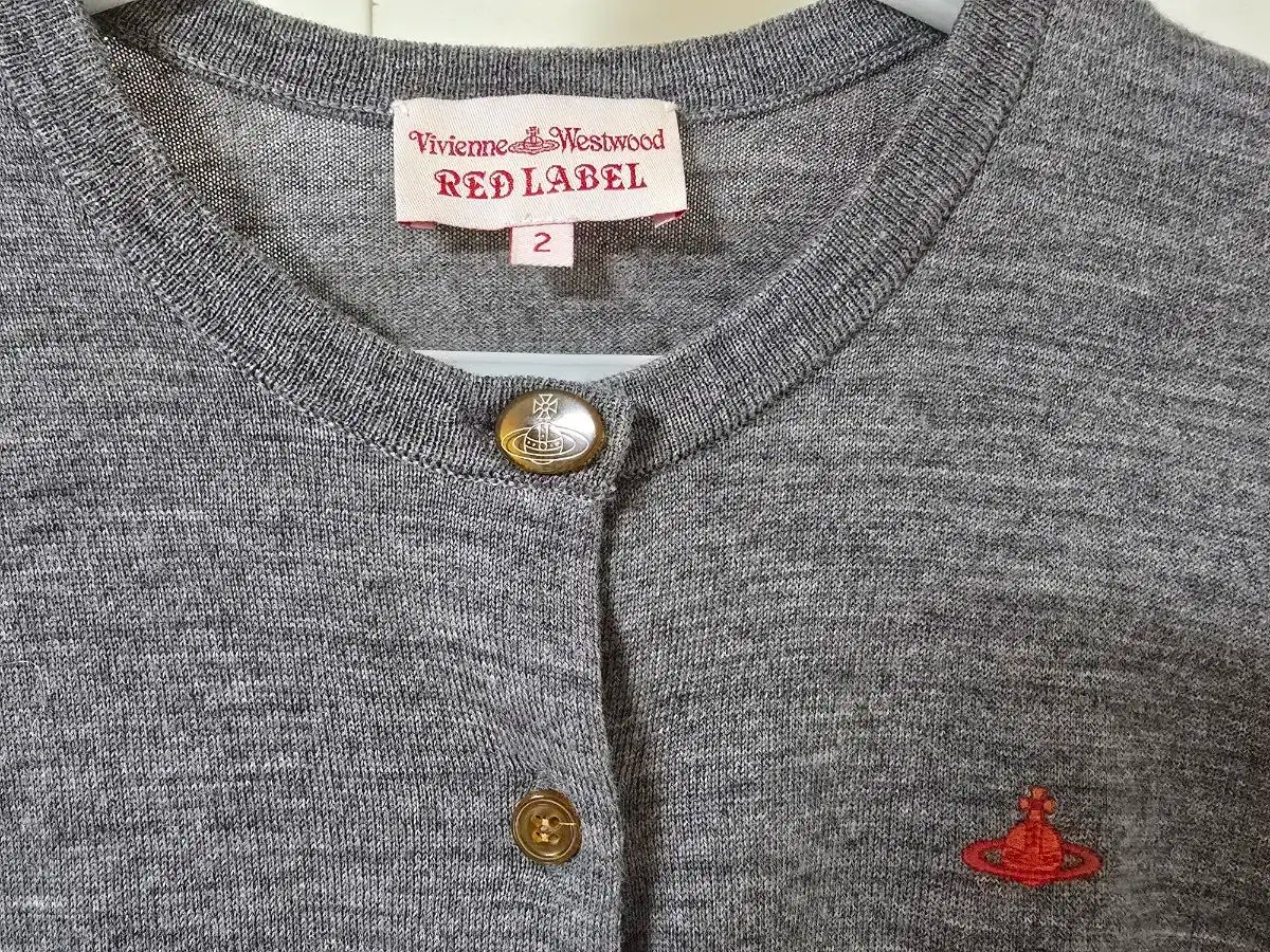 Vivienne Westwood(ヴィヴィアン・ウエストウッド) レッド